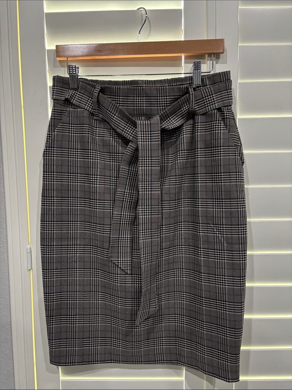 Plaid Midi Pencil Skirt with Self Tie Belt - Gray